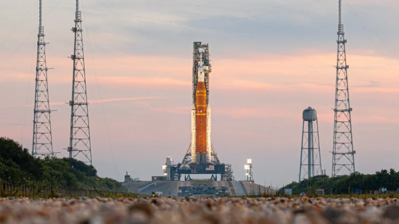 La NASA tiene un problema gordo: el puerto espacial más famoso del mundo se queda pequeño