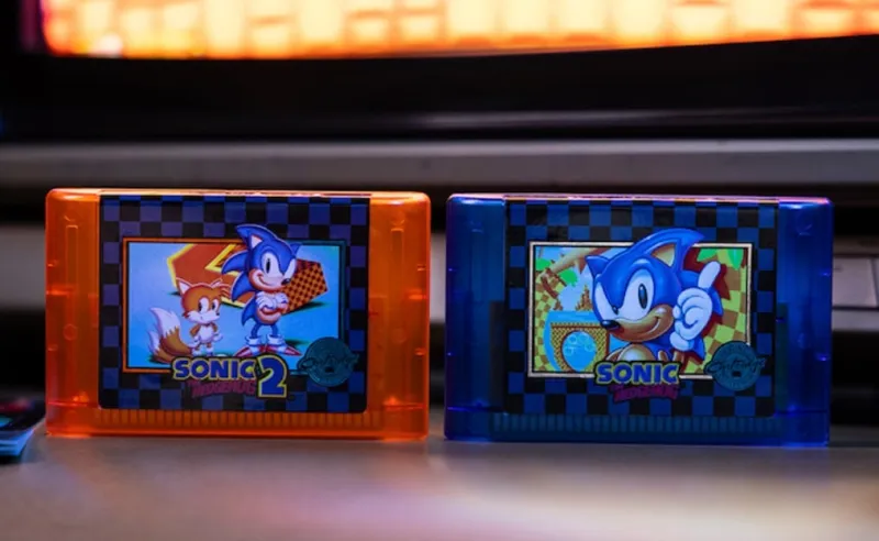 Sonic vuelve a los cacharros de toda la vida: cartuchos de Mega Drive por 100 pavos la unidad