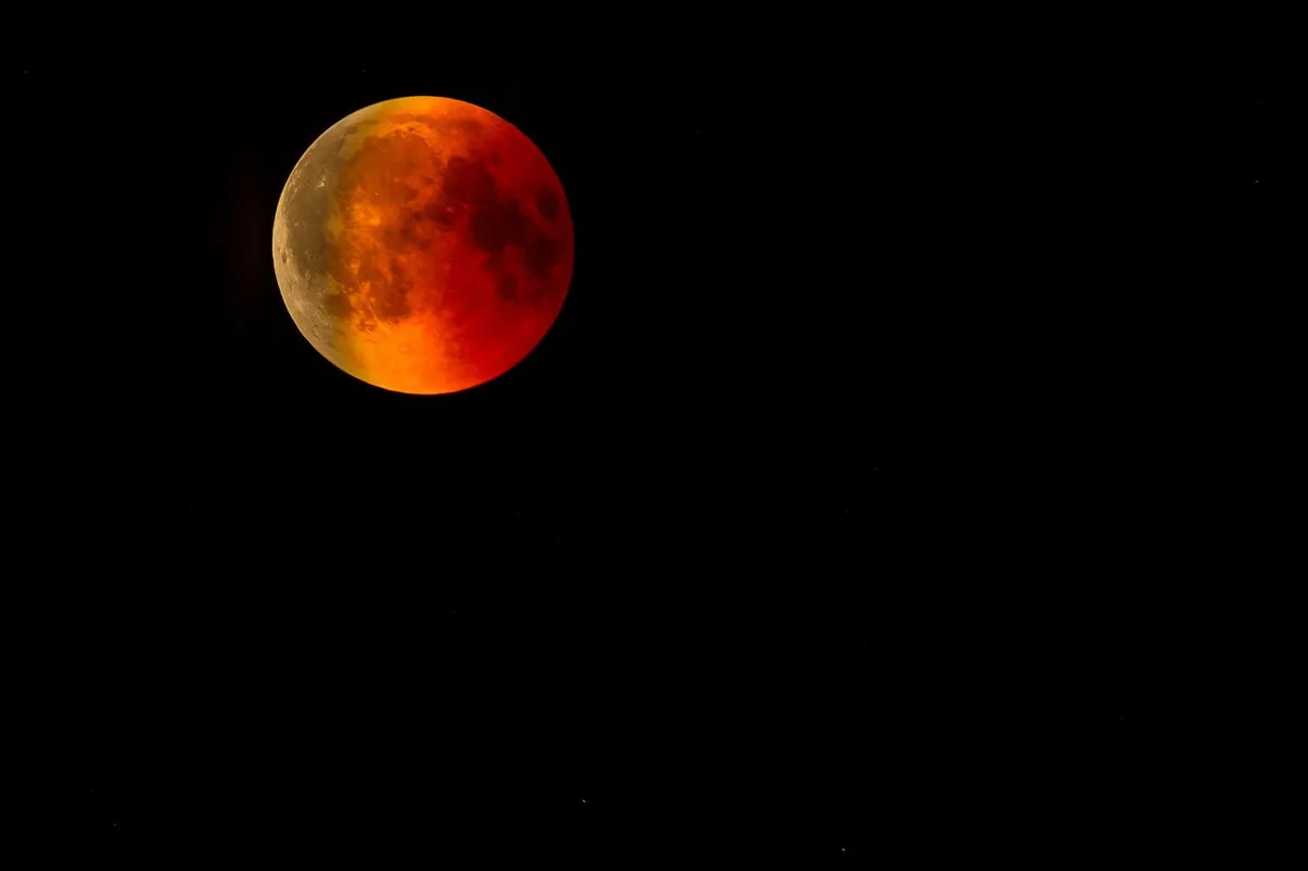 El 12 de agosto de 2026: el día que el cielo se vuelve loco y tú solo tienes que mirar arriba