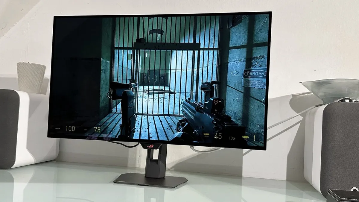 El Asus ROG Strix XG32UQWMS: la pantalla OLED que no sabías que necesitabas (y por 900 pavos)