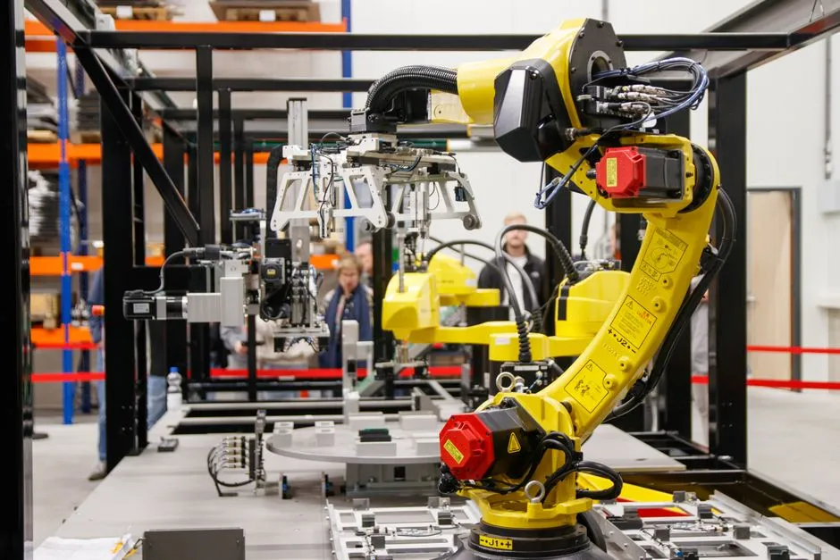 Agility Robotics planta cara a Tesla en su propio barrio con un centro de entrenamiento para robots humanoides