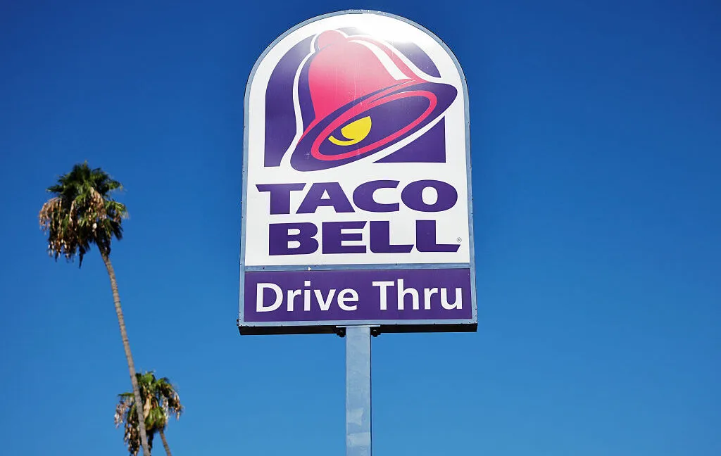 Cuidado con la lechuga del Taco Bell: cinco estados en alerta por un parásito que te deja tieso