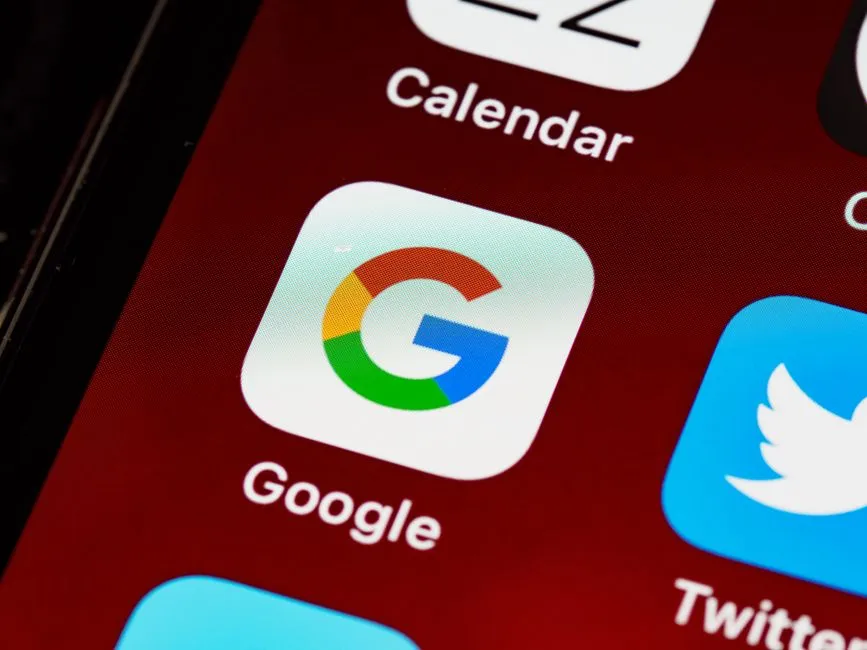 San Francisco pone a Apple y Google contra las cuerdas por las apps que desnudan a la gente sin permiso