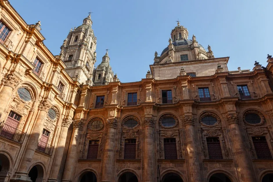 La Alberca: el pueblo salmantino que es Monumento Nacional desde 1940 y donde el jamón es solo la excusa para flipar con sus calles