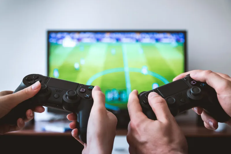 Máximo 6 jugadores en cooperativo: el juego de gnomos ladrones 'Burglin’ Gnomes' arrasa con 10.000 espectadores simultáneos en su lanzamiento. Infíltrese en casas humanas, saquéelo todo y haga travesuras por doquier